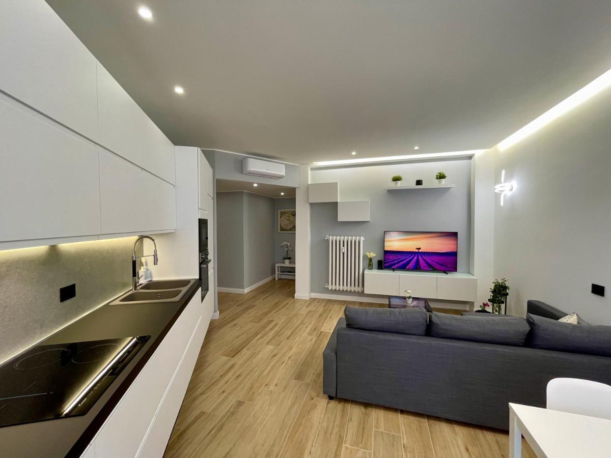Luxury Downtown - Milan Mf Apartments ภายนอก รูปภาพ