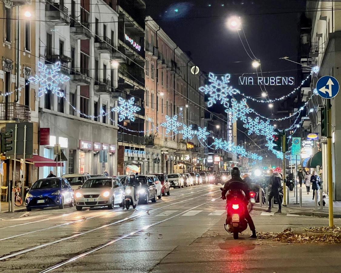 Luxury Downtown - Milan Mf Apartments ภายนอก รูปภาพ