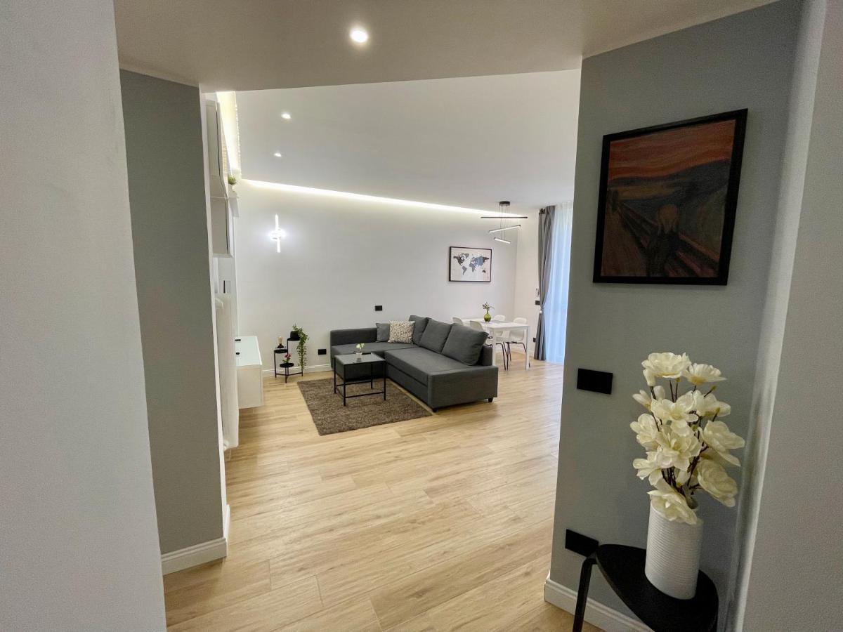 Luxury Downtown - Milan Mf Apartments ภายนอก รูปภาพ