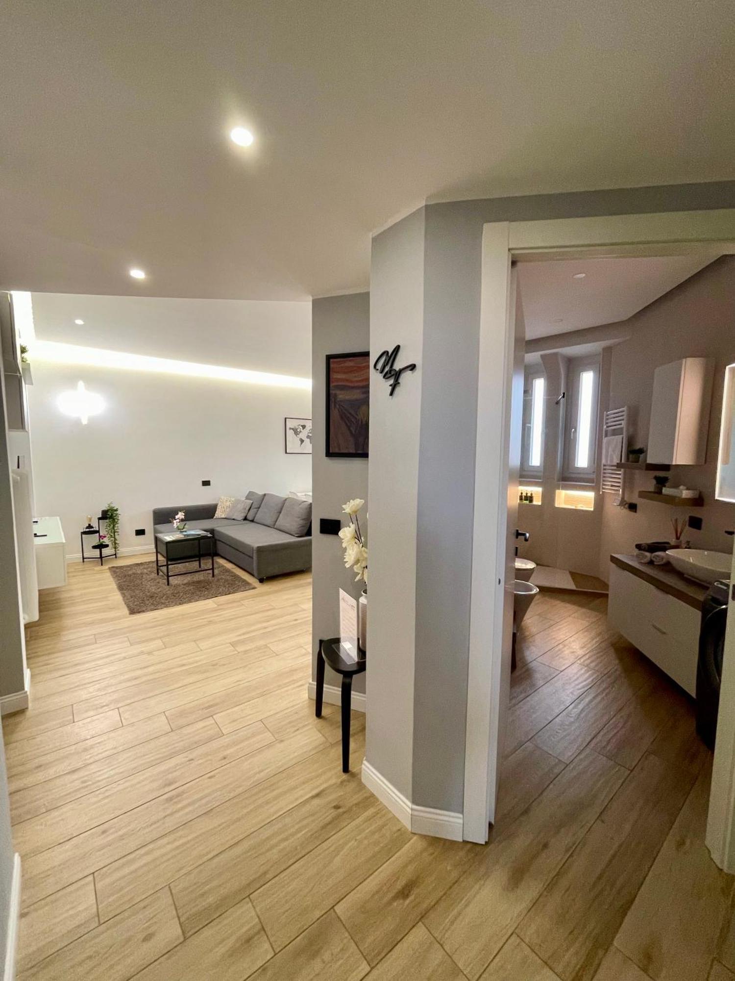 Luxury Downtown - Milan Mf Apartments ภายนอก รูปภาพ